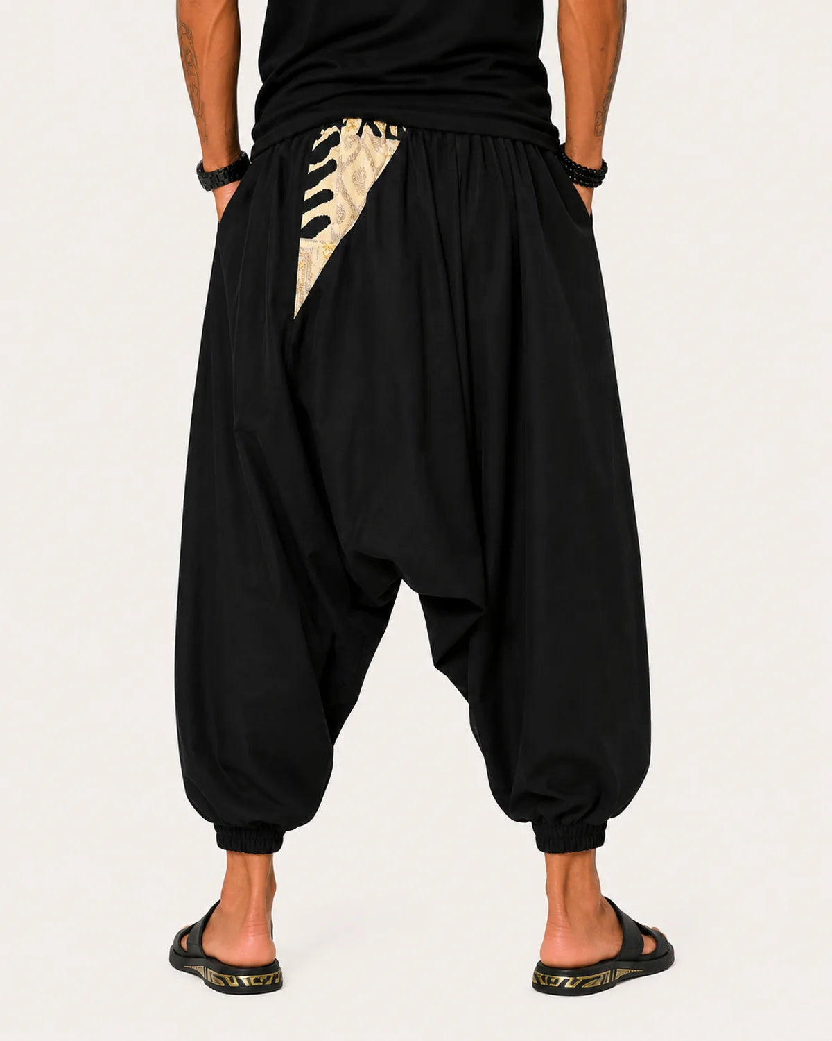 Calça Saruel Eclipse Tribal - costas